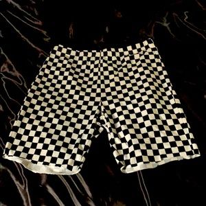 Checkered bicycle shorts!
